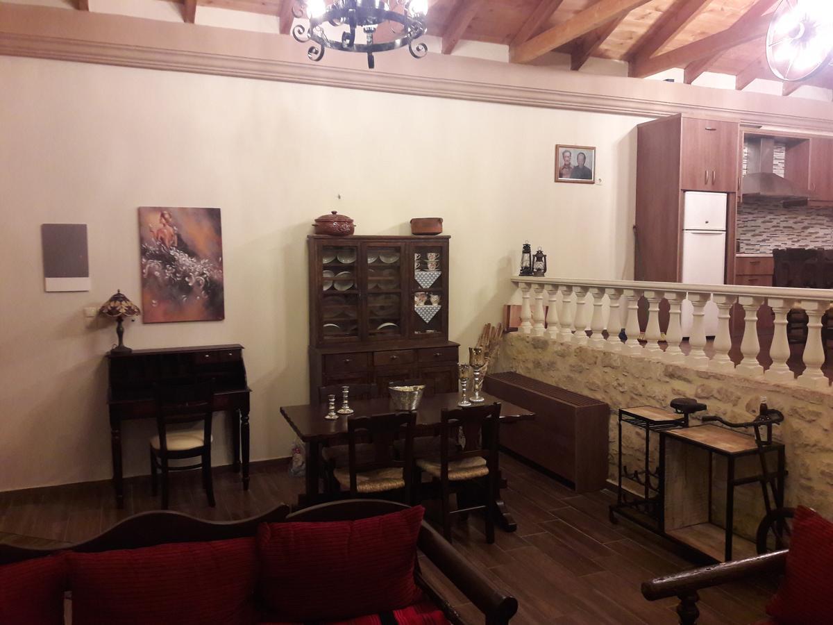 Villa AxentiAgios Thomas  エクステリア 写真